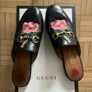 Gucci slippers
